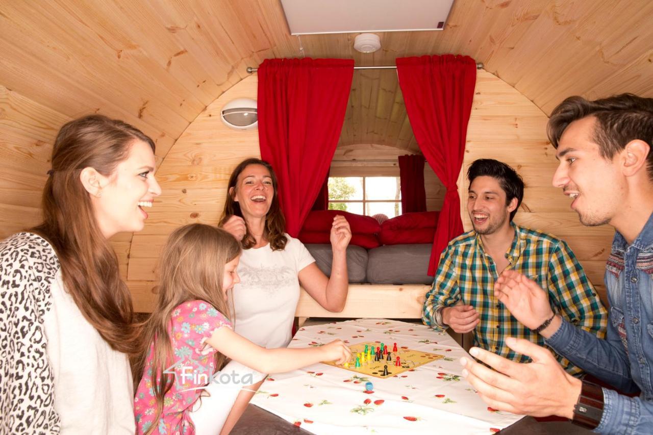 Ferienwohnungen & Campingfaesser Am Kunstteich Wettelrode Exterior foto