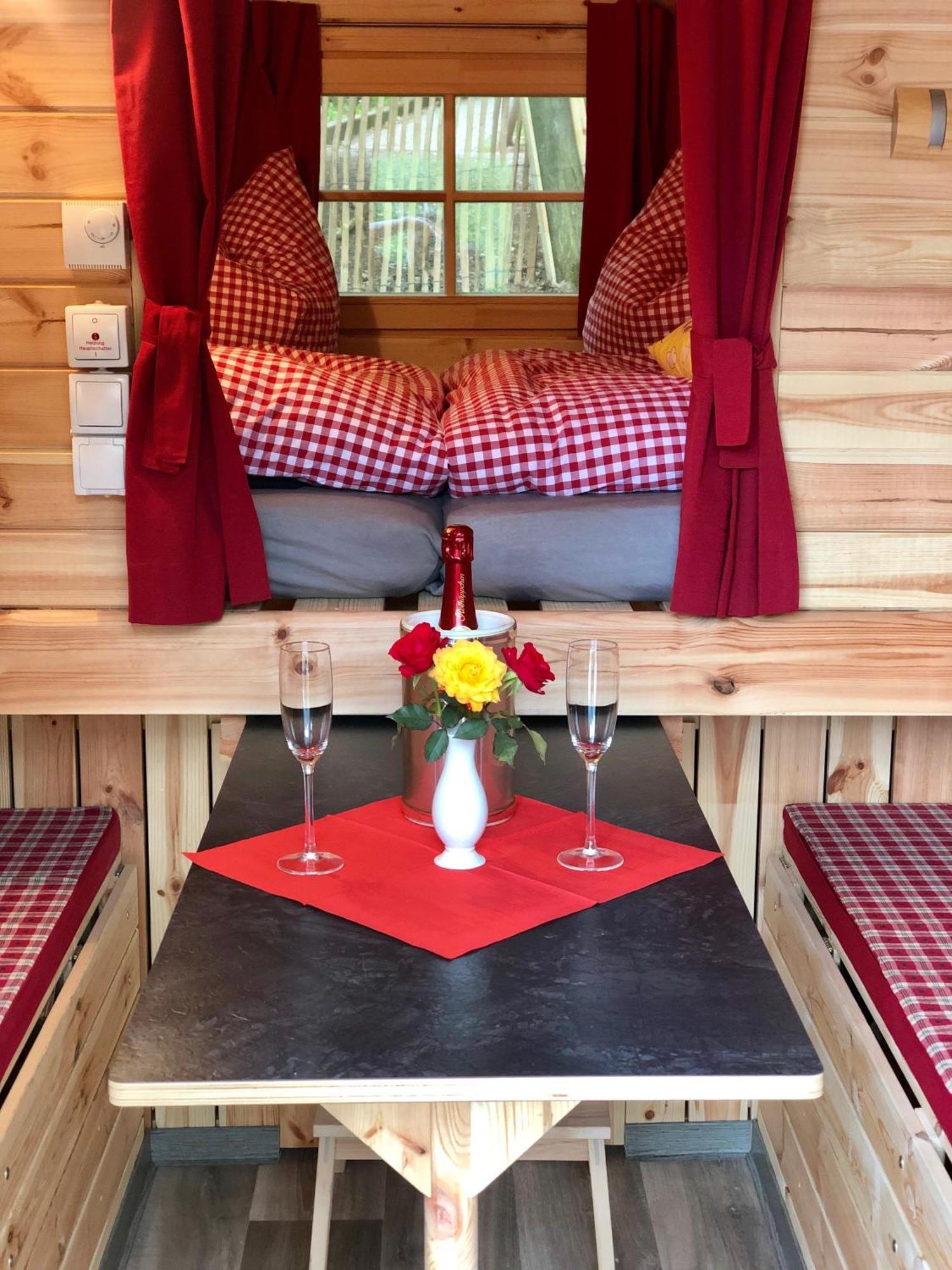 Ferienwohnungen & Campingfaesser Am Kunstteich Wettelrode Quarto foto